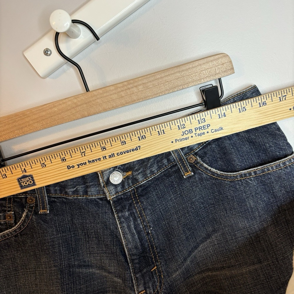 Vintage Y2K Levis Jean Shorts Womens 13 Blue Denim Mid Rise 2001 Classic Juniors - Picture 6 of 8